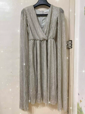Summer New Fashion V-Neck Cape Cross-Border Dress review Theresa Taylor