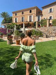 Crop Top & High-Waist Shorts Set review Rachel Green