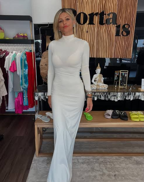 Elegant Solid Color Turtleneck Long Sleeve Bodycon Midi Dress review Olivia Johnson