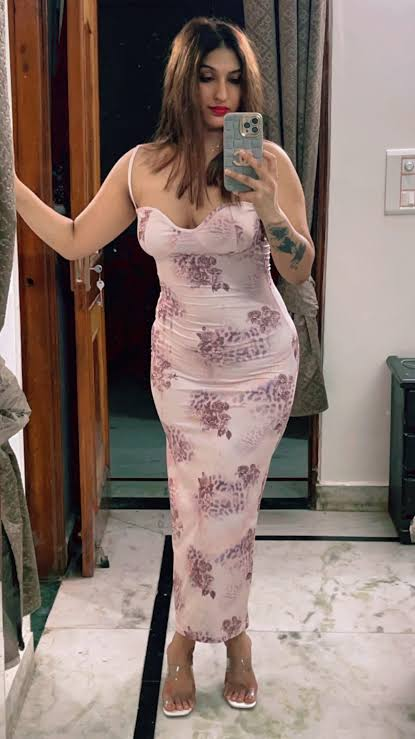 Spaghetti Strap Floral Print Bodycon Maxi Dress review Emily Thompson