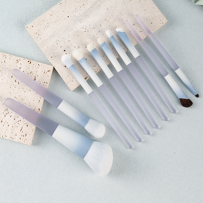 10 Makeup brush eye shadow brush is convenient to carry