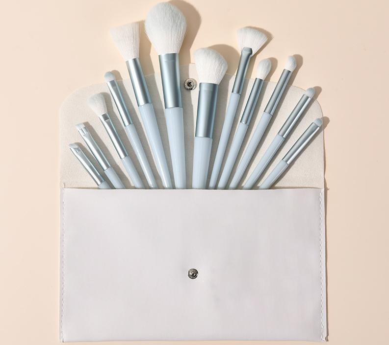12 makeup brush set for grooming brushes