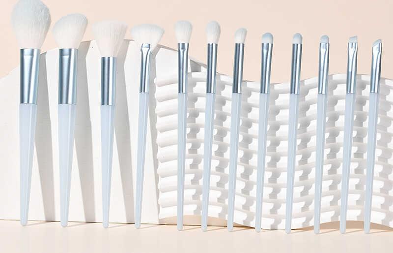 12 makeup brush set for grooming brushes