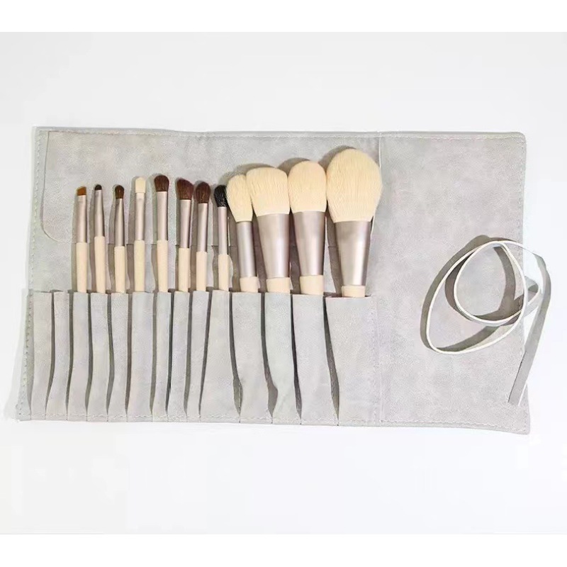 12 makeup brush set with soft animal hair