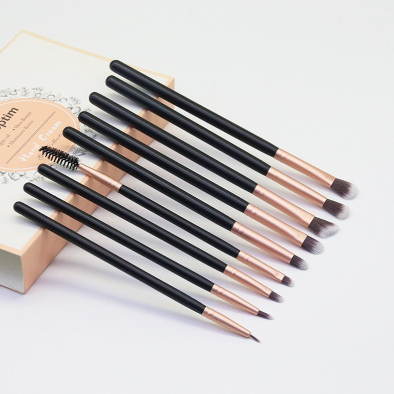 14 sets of makeup brushes with soft bristles