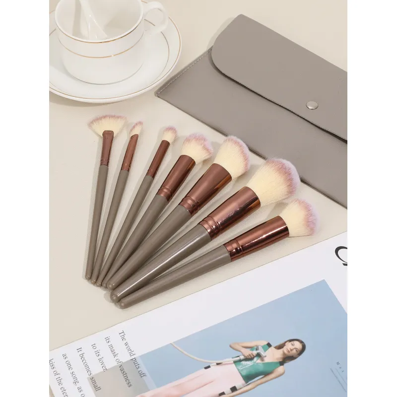 15 soft hair powder  blusher foundation make-up eye shadow concealer brushes