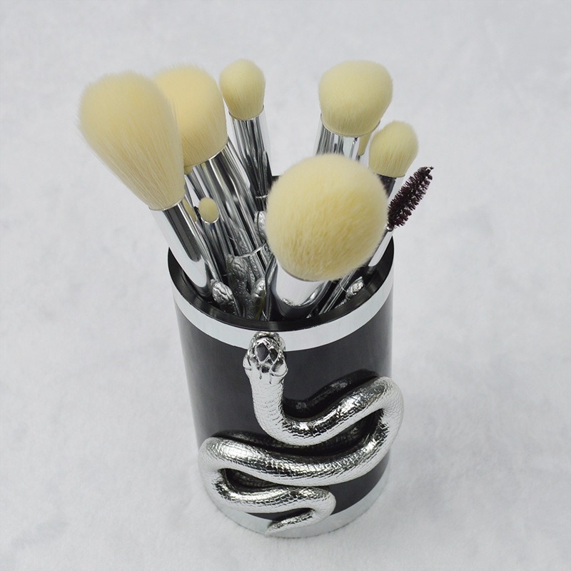 10 3D snake Teng makeup brushes