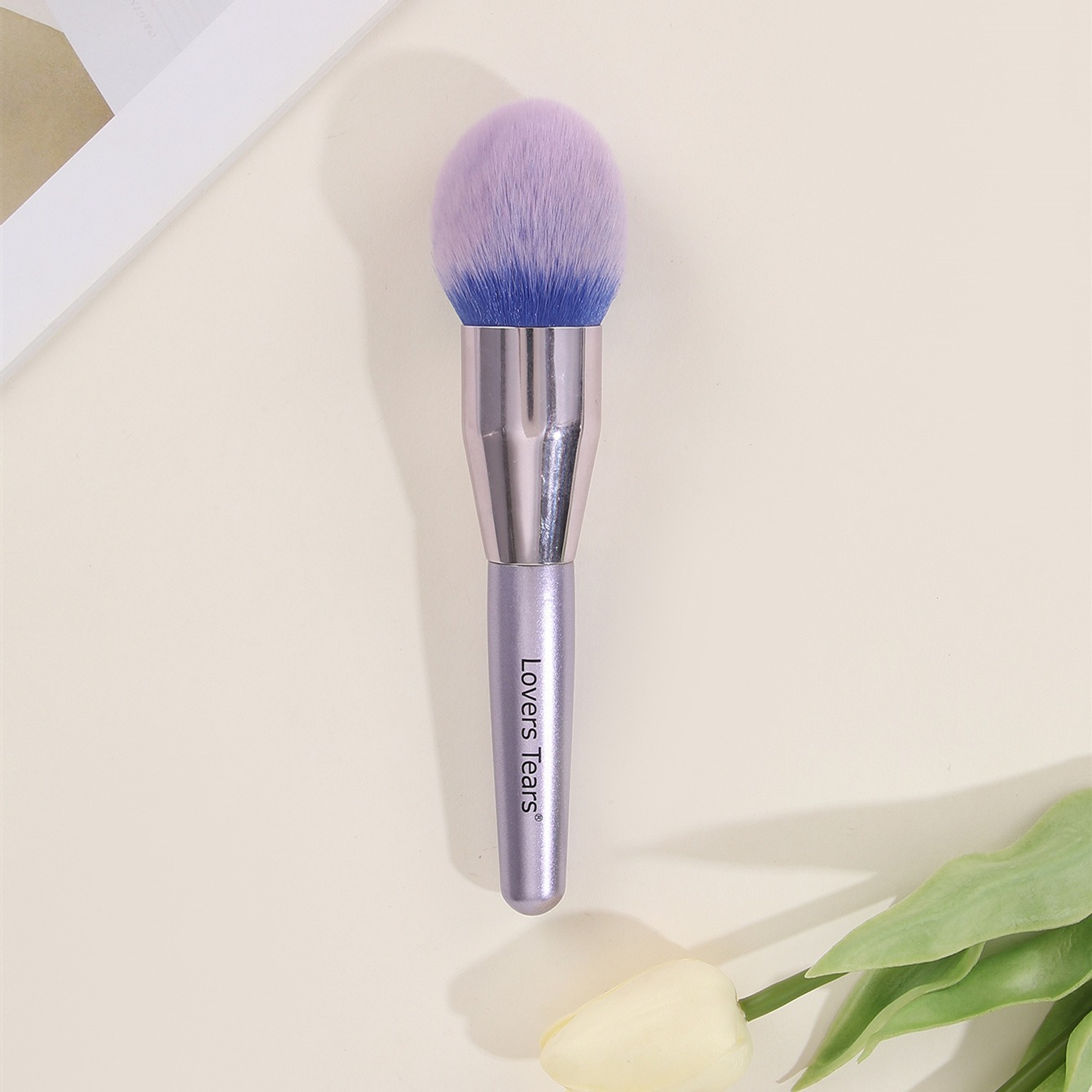 Lovers Tears single bulb makeup brush