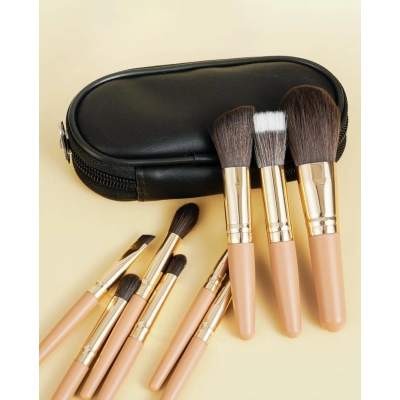 Mini 9-piece makeup brush set for beginners, easy to carry 02