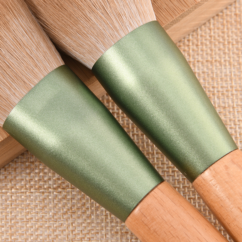 Wooden handle 10 soft bristle makeup brush set