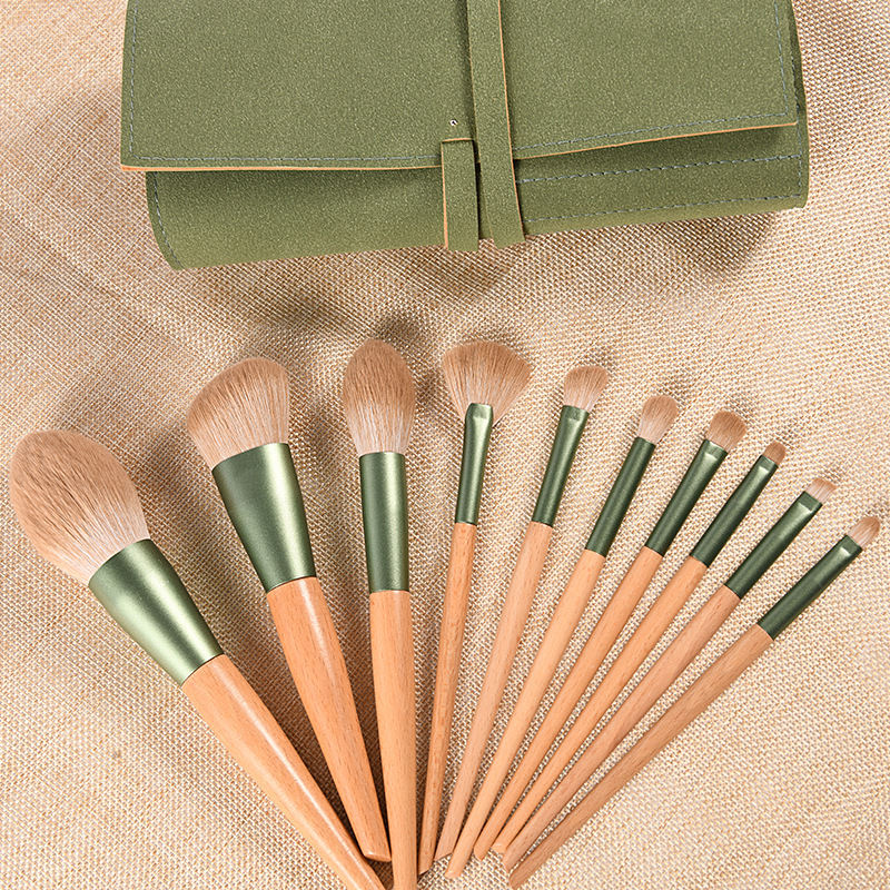 Wooden handle 10 soft bristle makeup brush set