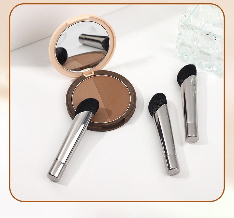 Thumb concealer brush all metal