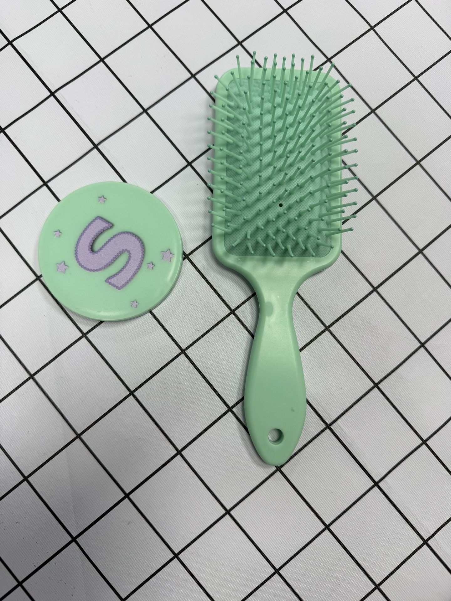 Square large airbag comb with folding mirror