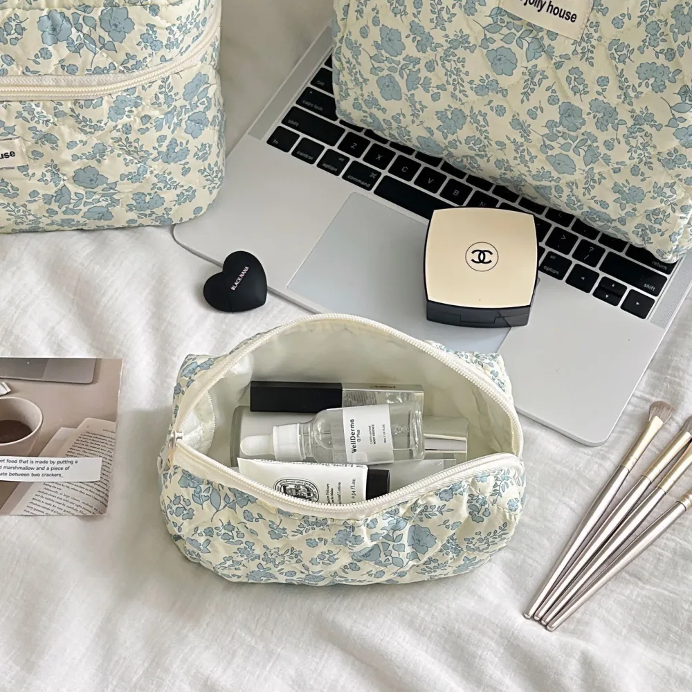 Blue floral quilted makeup bag with large capacity