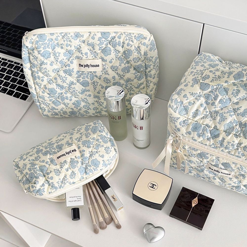 Blue floral quilted makeup bag with large capacity
