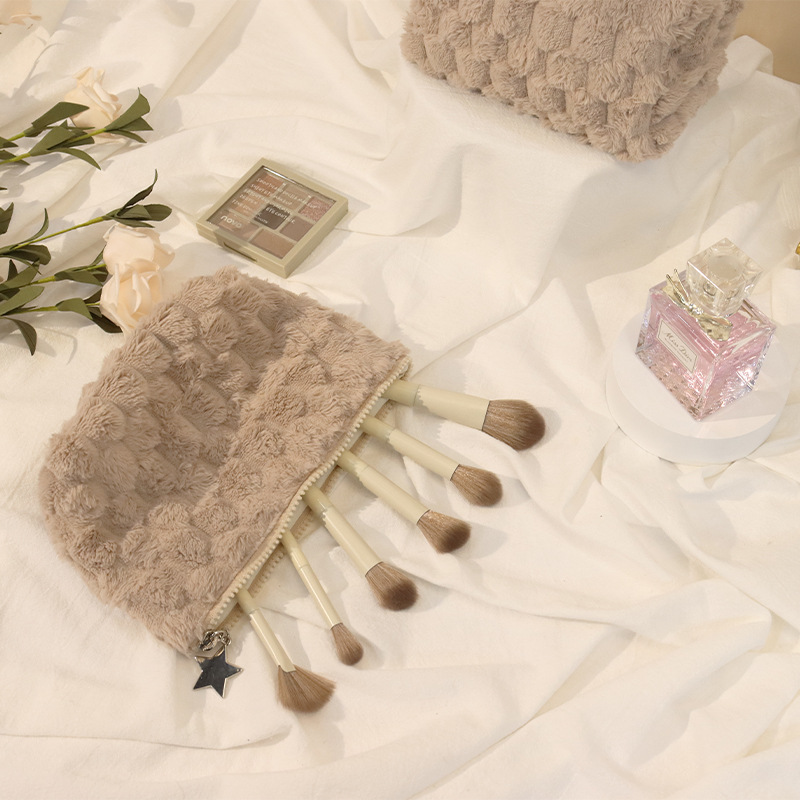 Plush Chess and Card Plaque Makeup Bag with Large Capacity