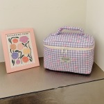 Wind Quilted Checkered Makeup Bag with Large Capacity