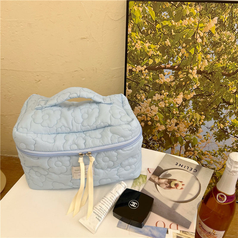 Wind Quilted Cloud Macaron Makeup Bag