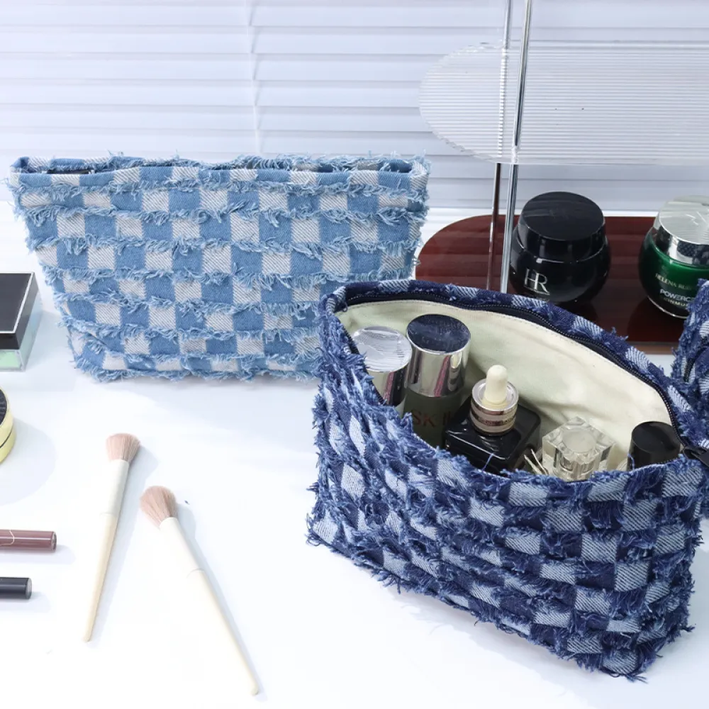 Cowboy Chess Card Grid Portable Makeup Bag with Large Capacity