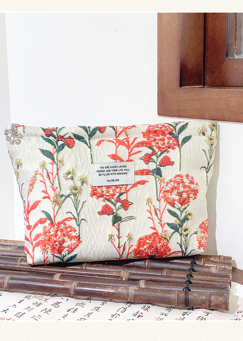 Dandelion relief makeup bag