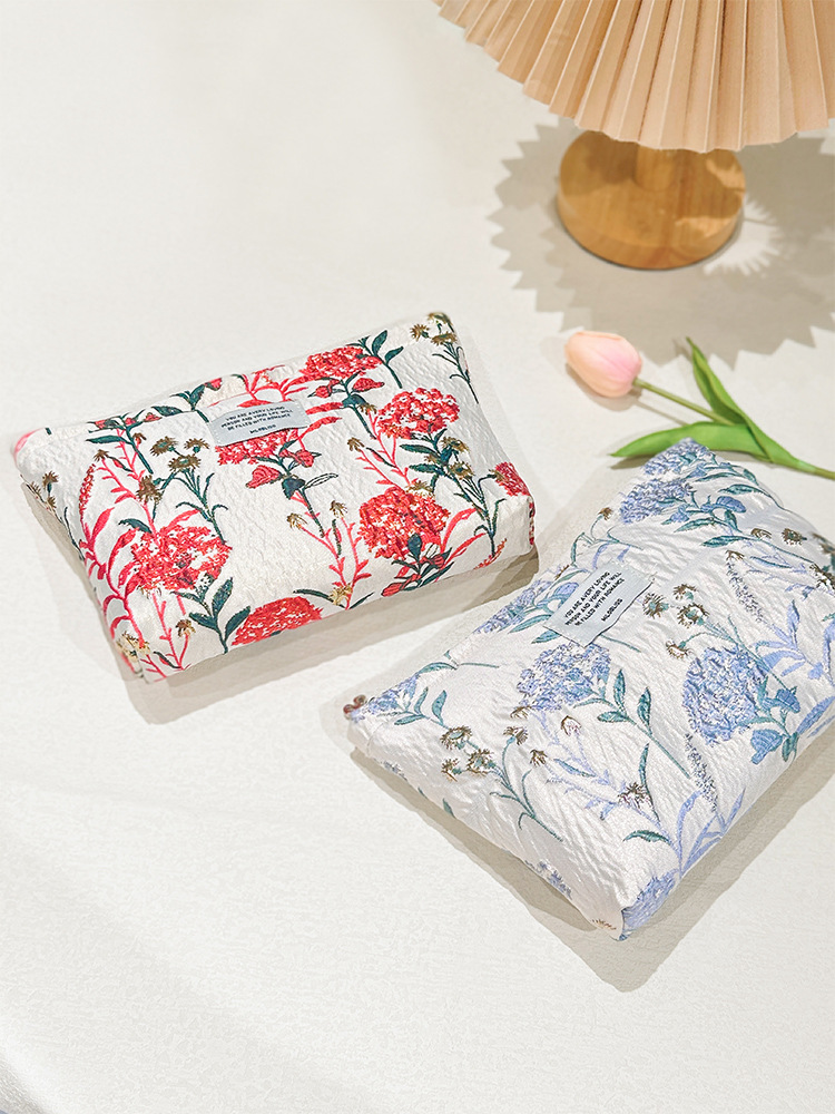 Dandelion relief makeup bag