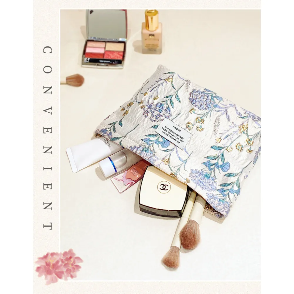 Dandelion relief makeup bag