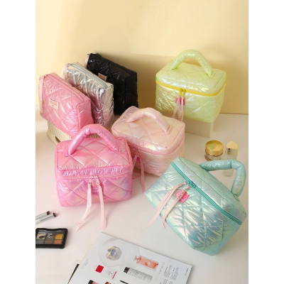 Dopamine Handheld Makeup Bag 01