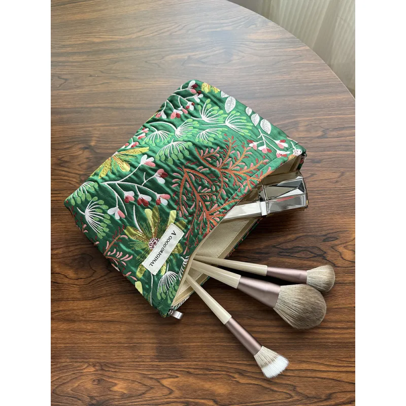 Fresh large capacity portable makeup bag