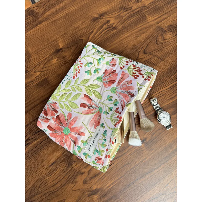 Fresh large capacity portable makeup bag