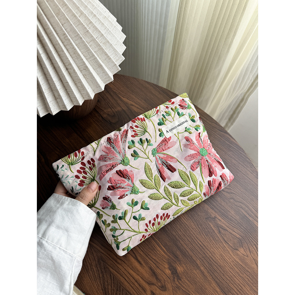 Fresh large capacity portable makeup bag