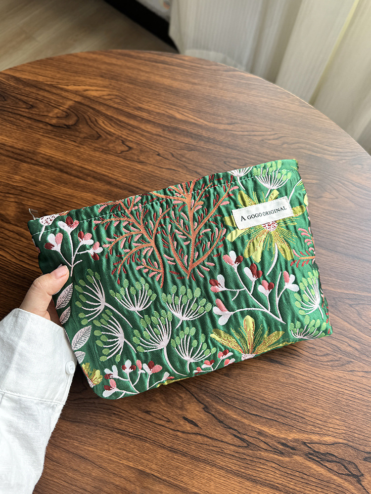 Fresh large capacity portable makeup bag