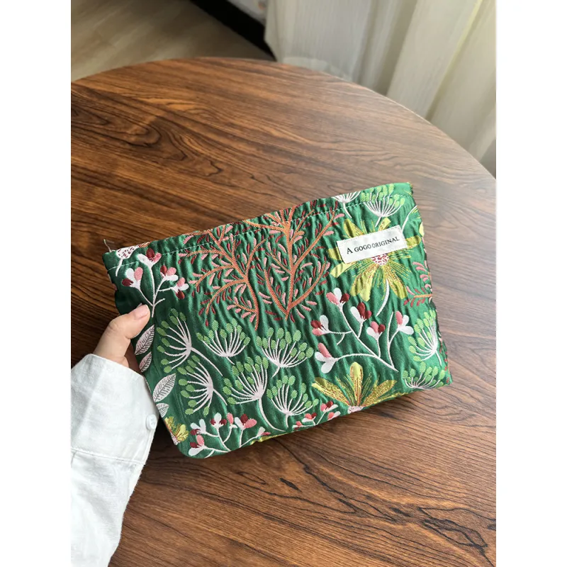 Fresh large capacity portable makeup bag