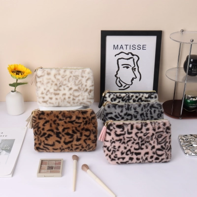 Plush leopard print makeup bag with large capacity 01