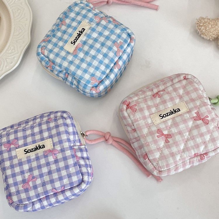 Quilted cotton grid storage hygiene bag mini makeup bag
