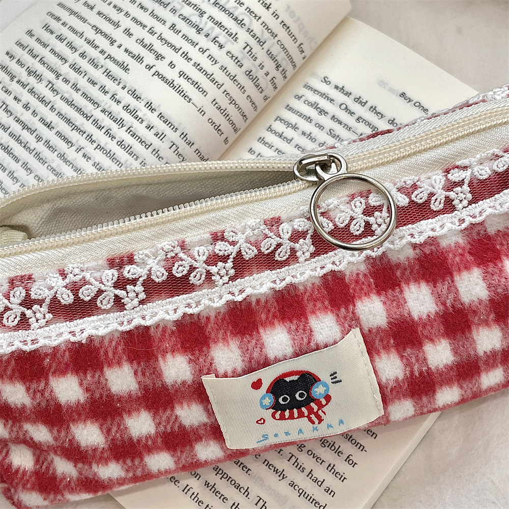 Woolen plaid storage makeup bag