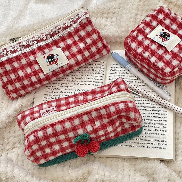Woolen plaid storage makeup bag
