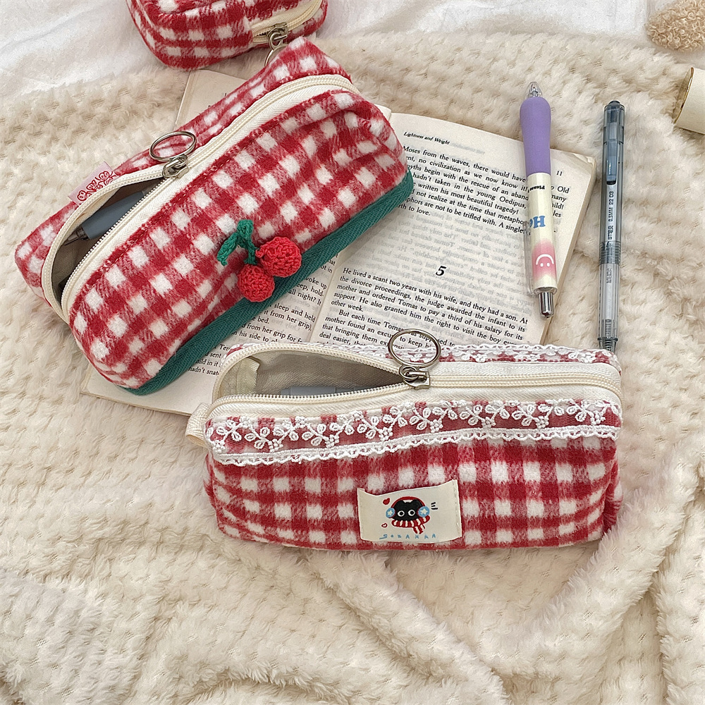 Woolen plaid storage makeup bag