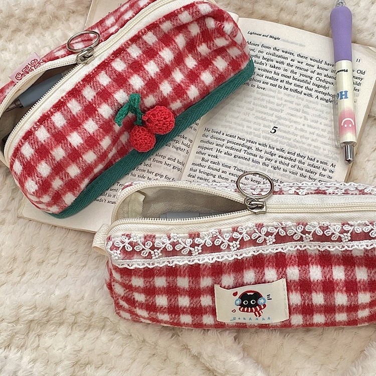 Woolen plaid storage makeup bag