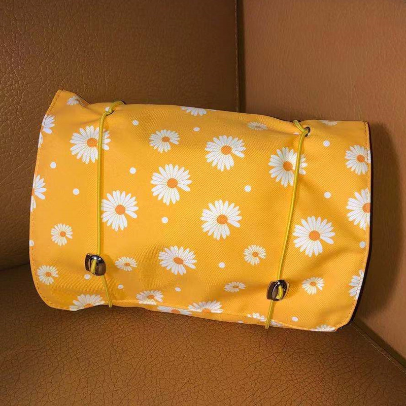 Detachable four in one makeup bag