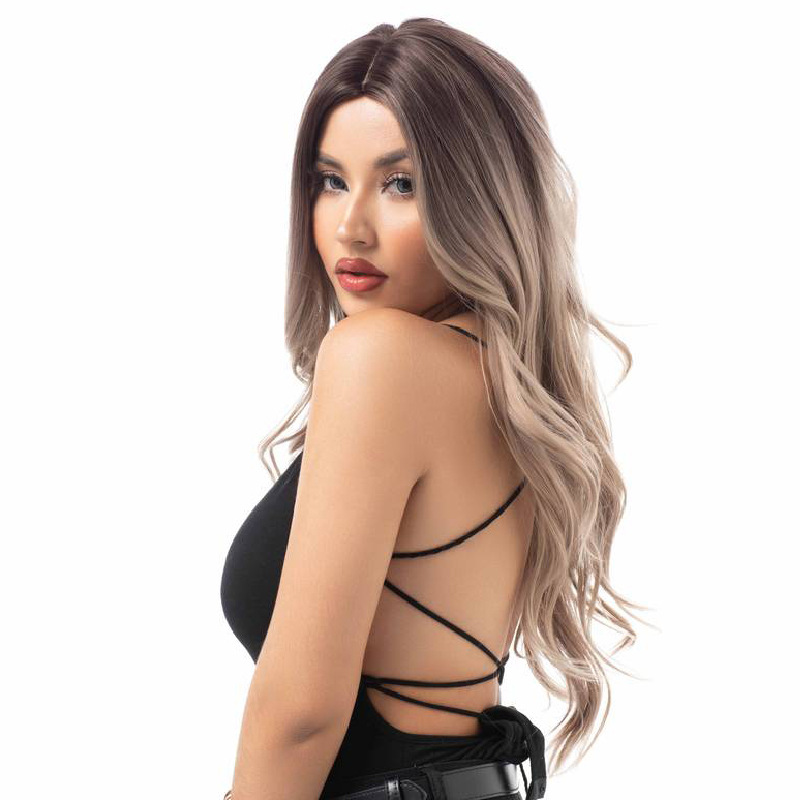 Gradient gray blonde brown wig with natural wavy long hair