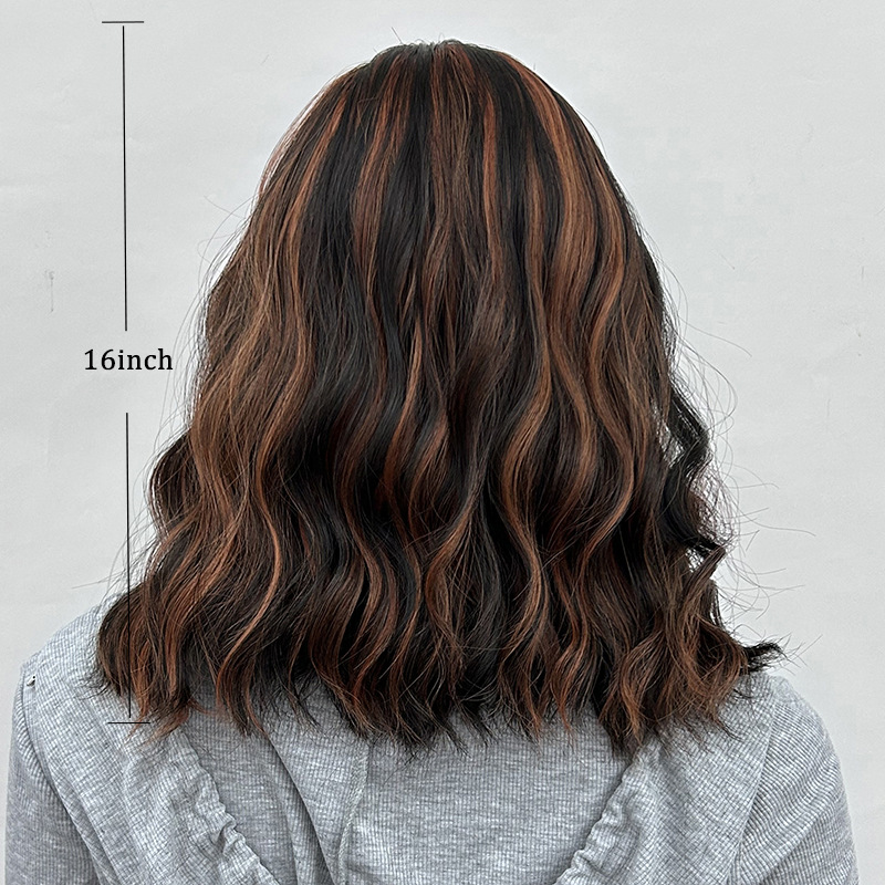 Short curly wig with bangs, loose curly hair