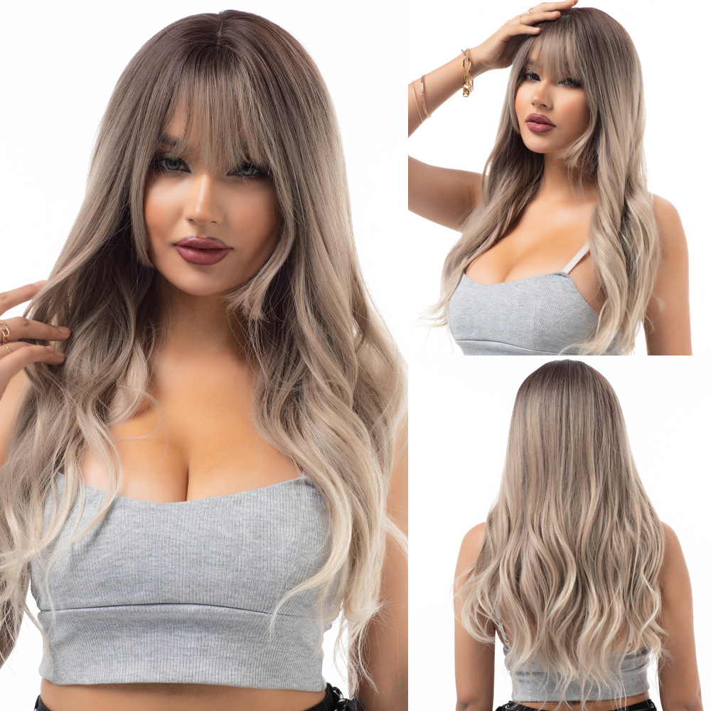 Long roll layered fashionable wig
