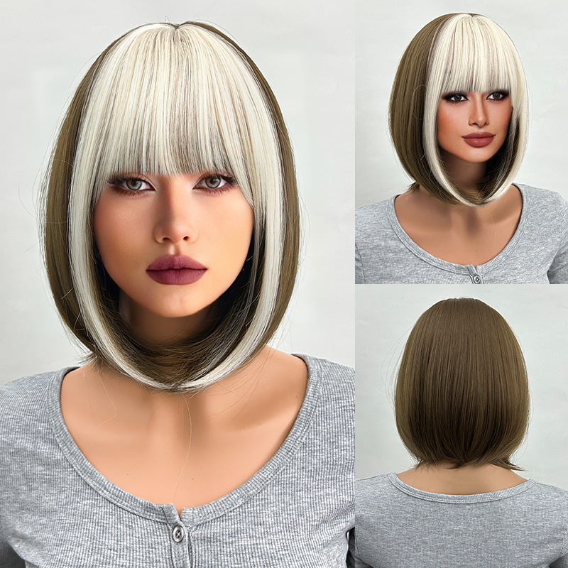 Short wig with two tone splicing, comfortable & versatile