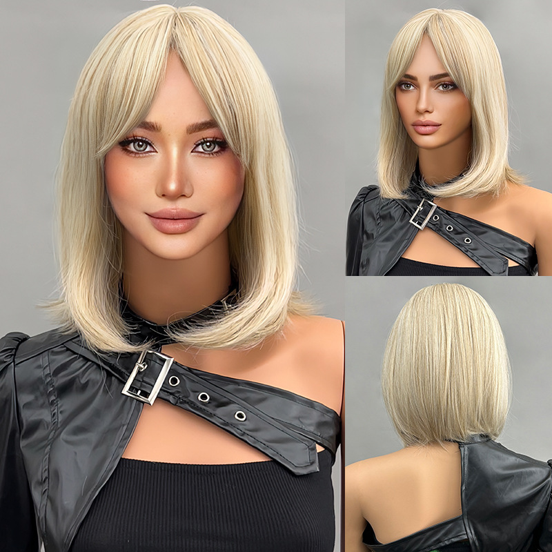 Short wig with two tone splicing, comfortable & versatile