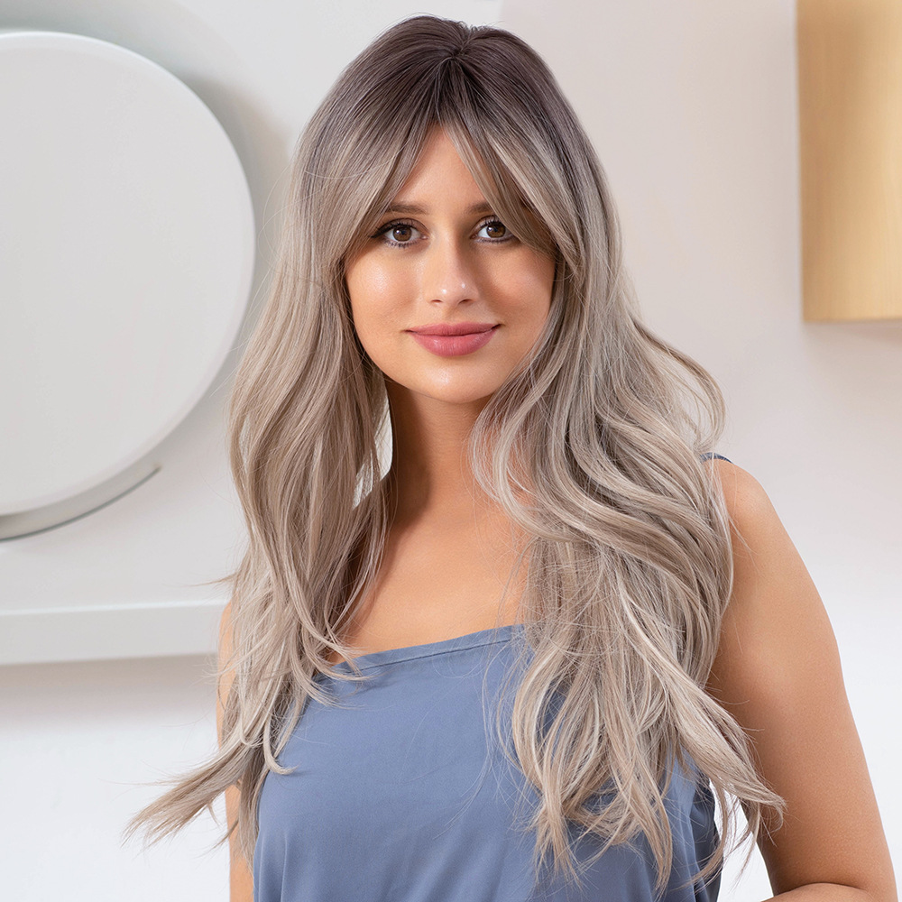 Wig with bangs, comfortable and fashionable