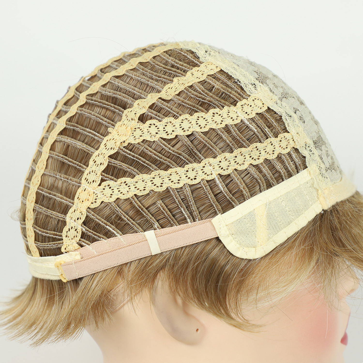 Ladies' fashionable golden slanted bangs short straight wig