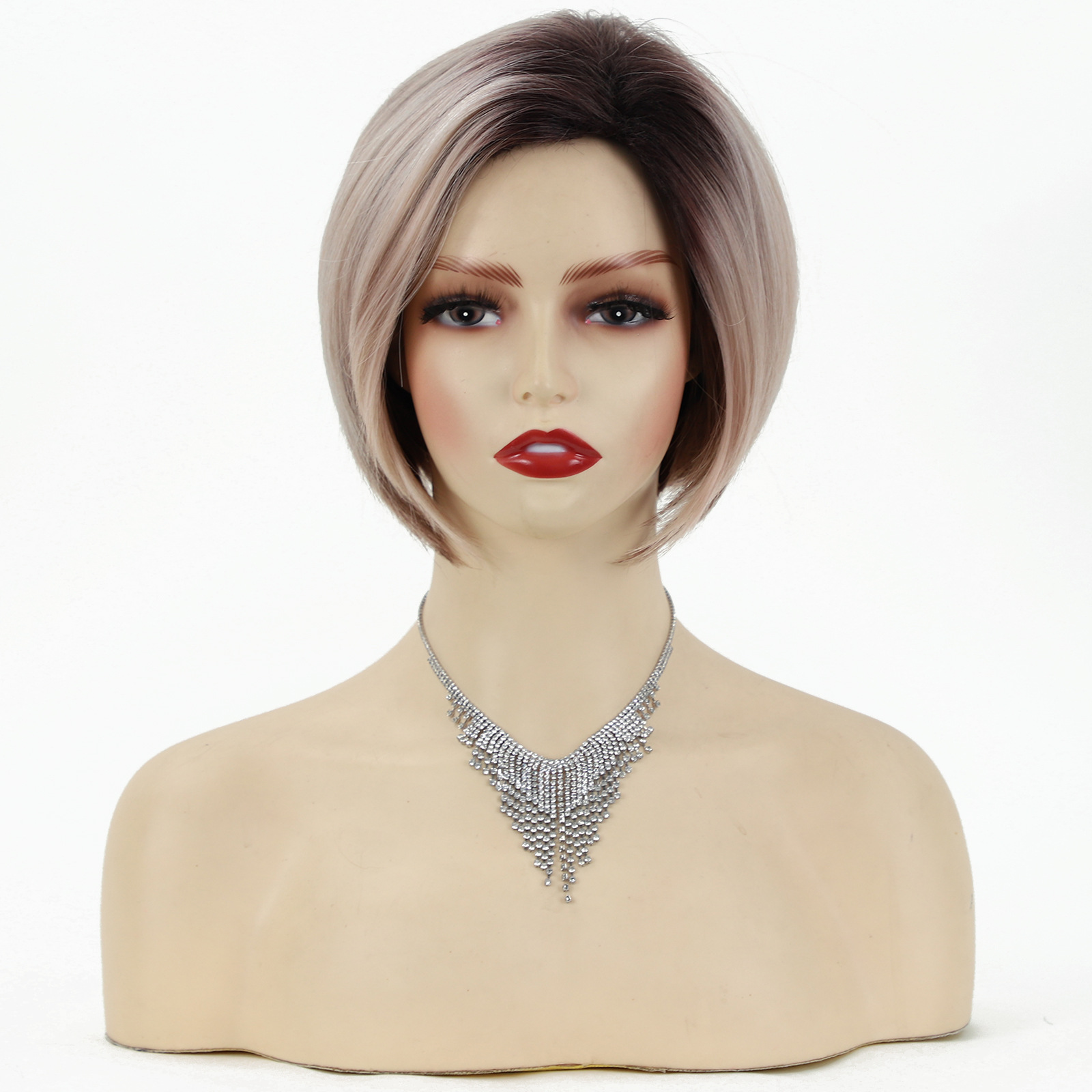 Wig bob with short and straight ends