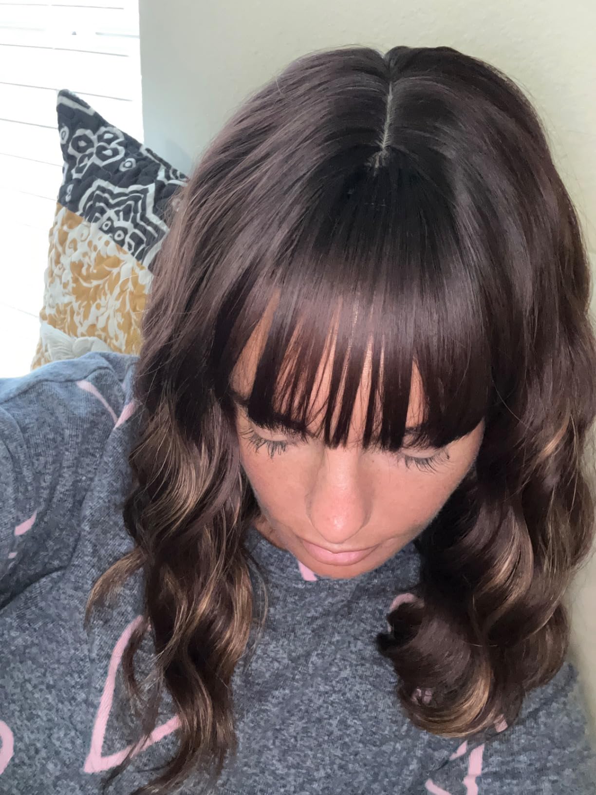 Short wave gradient golden wig with bangs review Anna 01