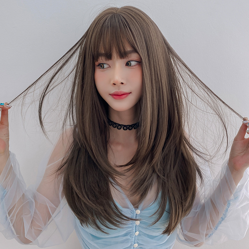 Button-in bangs with straight layers,wig