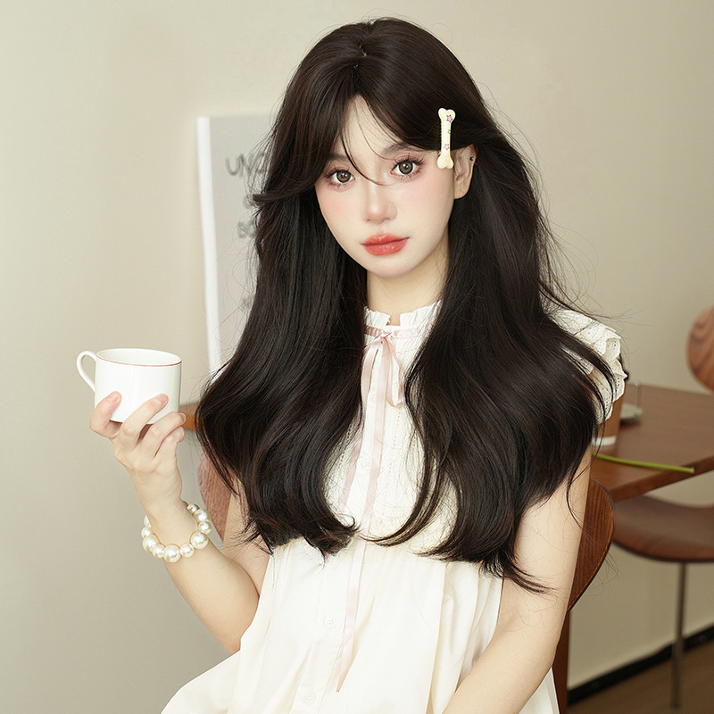 Korean style atmosphere with long curly hair,wig